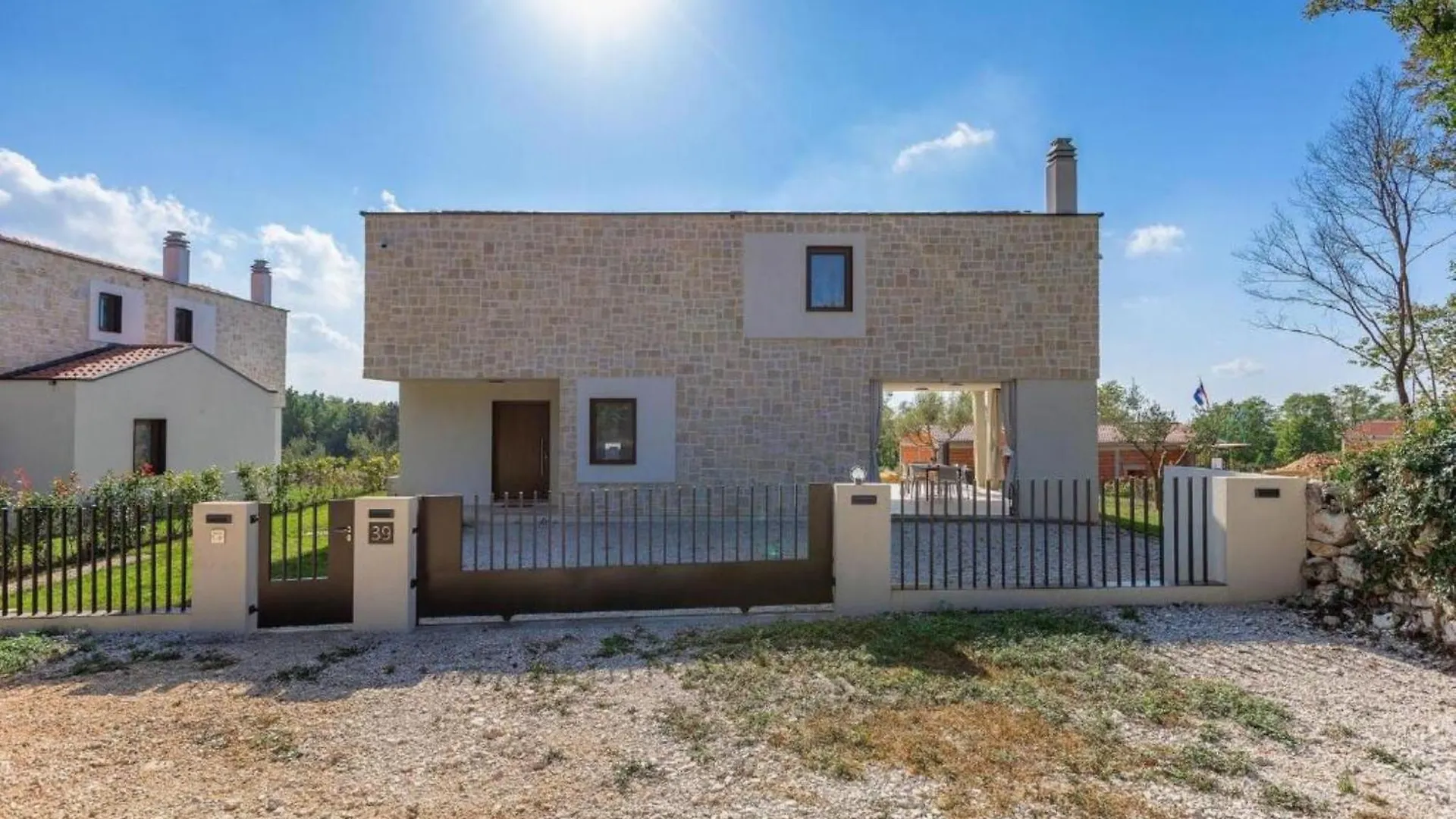 Villa Casa Minerva Majkusi
