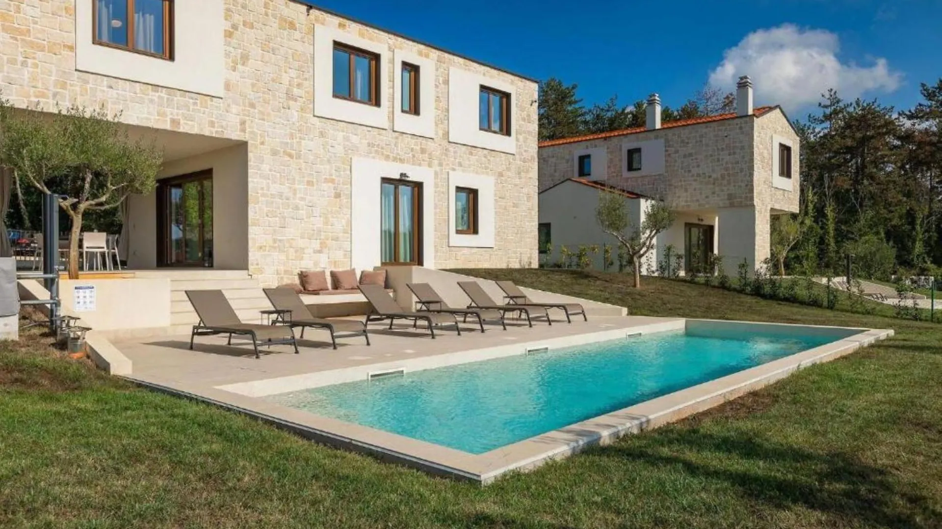 Villa Casa Minerva Majkusi